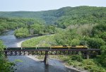 SU100 crossing the Delaware River